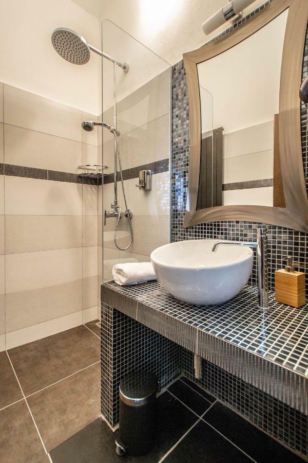 Stylish Apartments Close To Eden Garden Prague Exterior photo