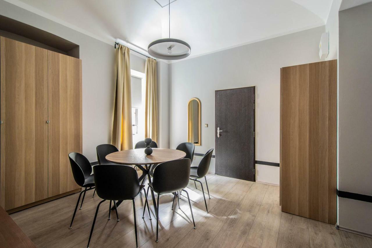 Stylish Apartments Close To Eden Garden Prague Exterior photo